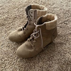 Girls Wedge Boots